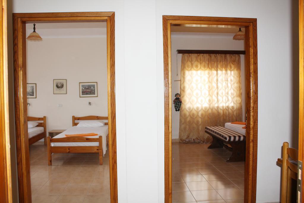 Marku Palace Ksamil Pokoj fotografie